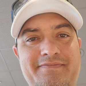 Meet your Posher, Ernesto